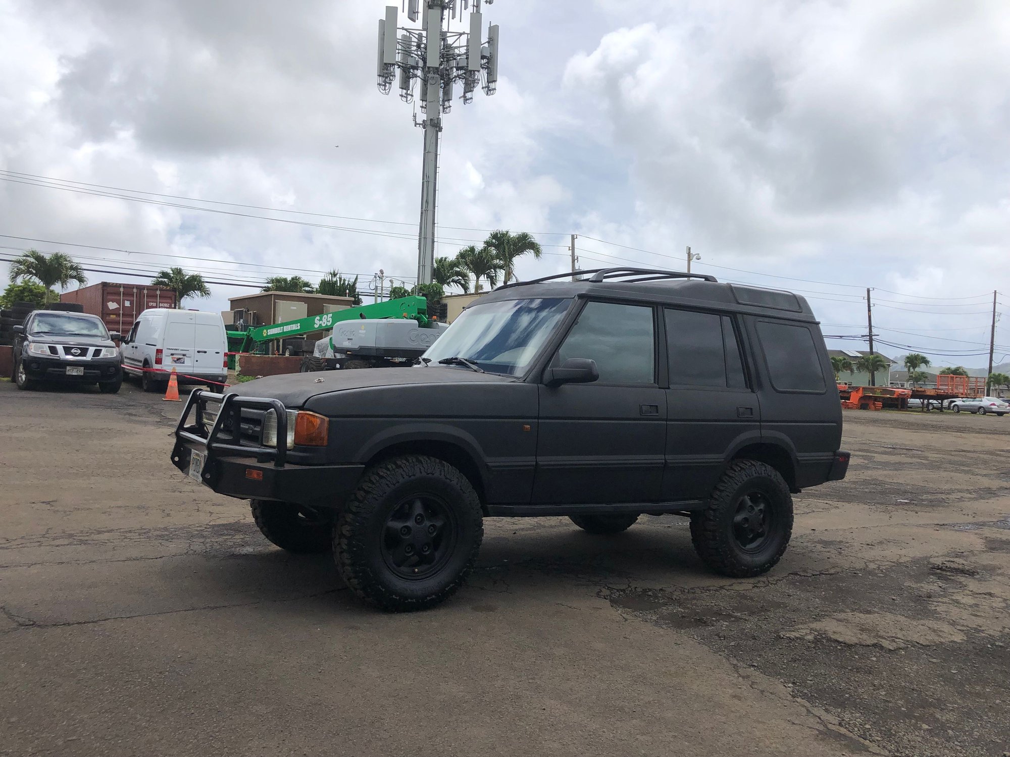 1997 Land Rover Discovery - Rare 1997 Discovery 1 SD - 5-Speed Manual - Rebuilt - Used - VIN SALJY1282VA719444 - 198,000 Miles - 8 cyl - AWD - Manual - SUV - Black - Jacksonville, NC 28546, United States