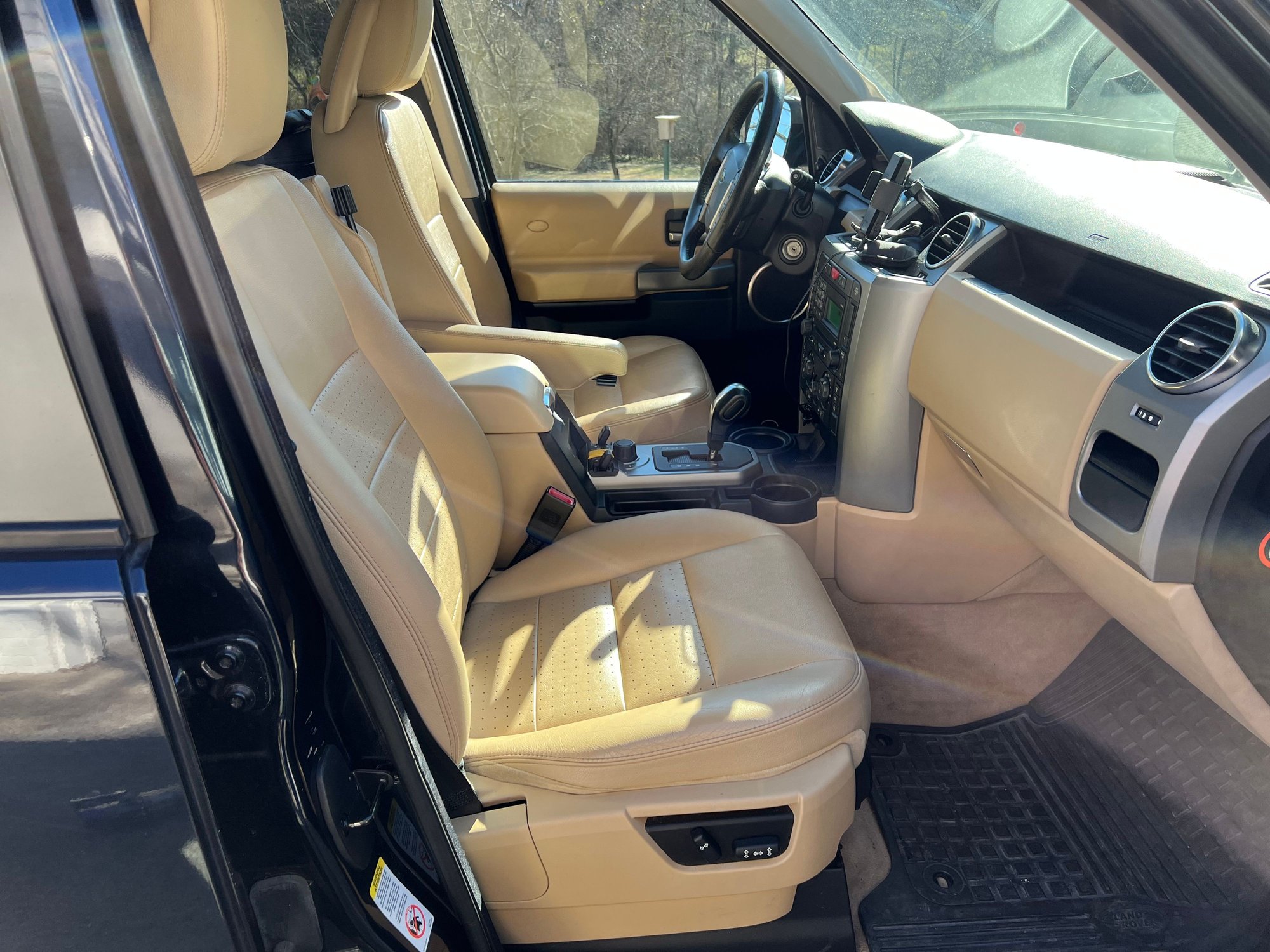 2008 Land Rover LR3 - 2008 Land Rover LR3 - Used - VIN SALAE25458A458970 - 123,000 Miles - 8 cyl - 4WD - Automatic - SUV - Blue - Nashville, TN 37027, United States