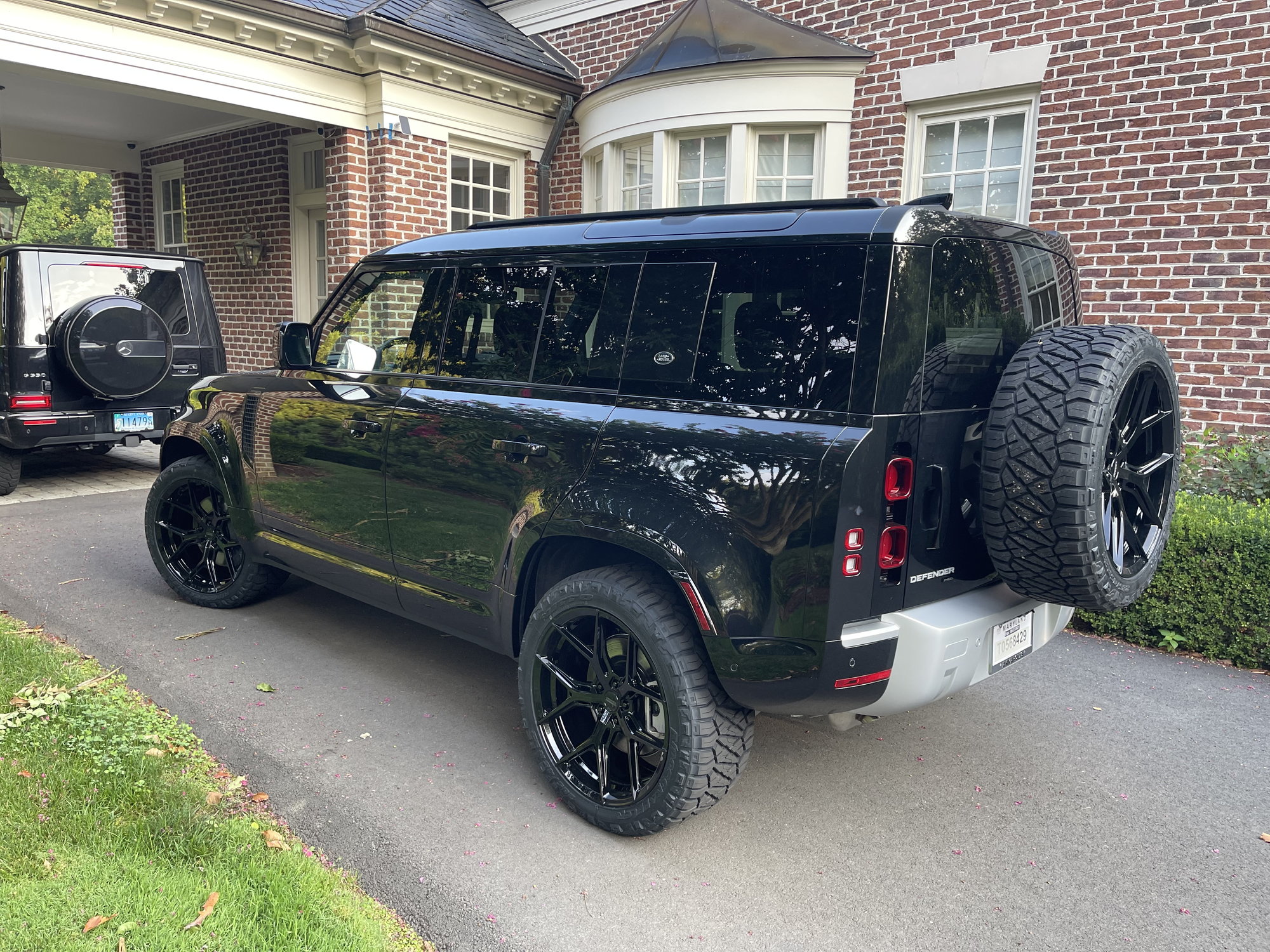 Wheels and Tires/Axles - VOSSEN HF-5 22 X 10.5 Wheels (5) and NITTO Ridge Grappler 285/45R22 Tires - AS NEW - Used - 2020 to 2021 Land Rover Defender 110 - Mclean, VA 22101, United States