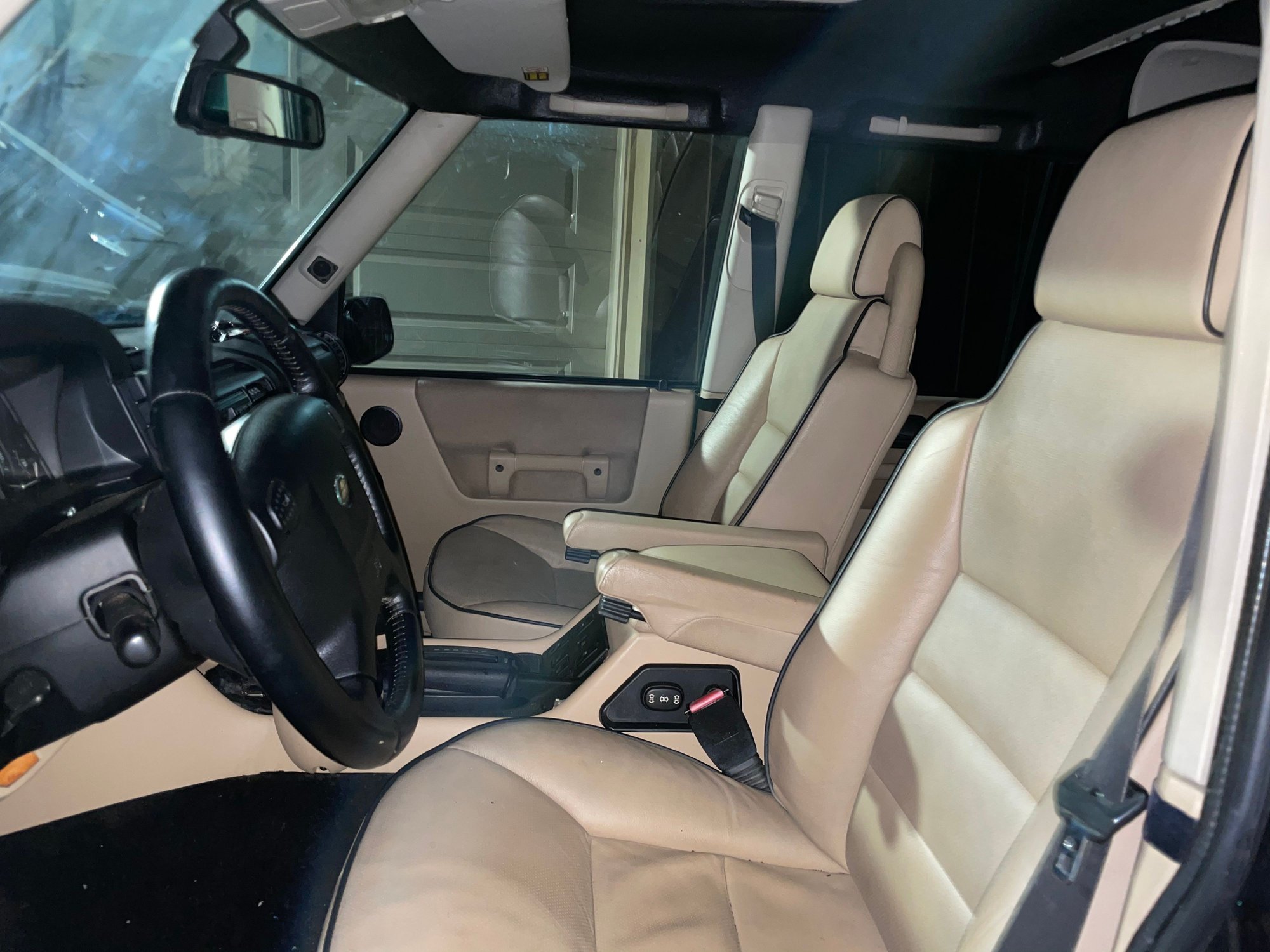 2004 Land Rover Discovery - 2004 Discovery 2 for sale - Used - VIN SALTW19424A865830 - 185,000 Miles - 8 cyl - 4WD - Automatic - SUV - Blue - Lake Geneva, WI 53147, United States