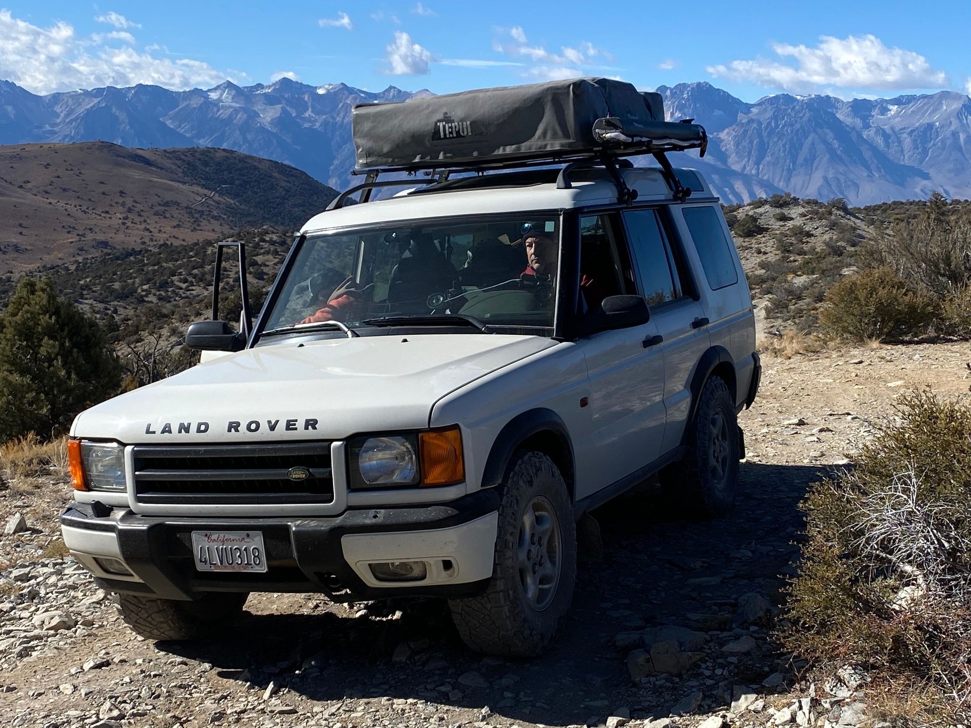 2000 Land Rover Discovery - 2000 Land Rover Discovery 2 SE7 - Used - VIN SALTY1540YA241322 - 203,000 Miles - 8 cyl - 4WD - Automatic - SUV - White - Castro Valley, CA 94552, United States