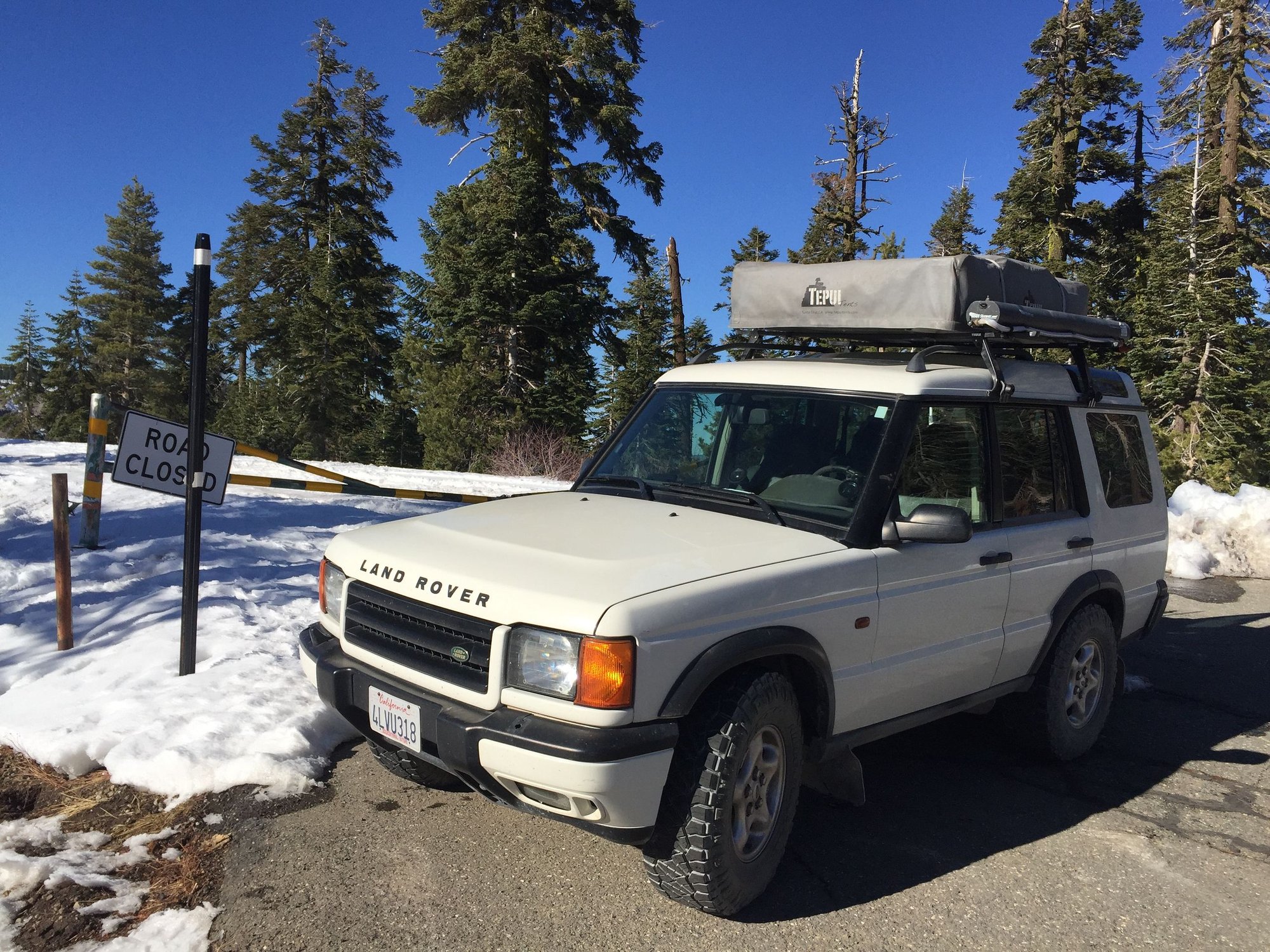 2000 Land Rover Discovery - 2000 Land Rover Discovery 2 SE7 - Used - VIN SALTY1540YA241322 - 203,000 Miles - 8 cyl - 4WD - Automatic - SUV - White - Castro Valley, CA 94552, United States