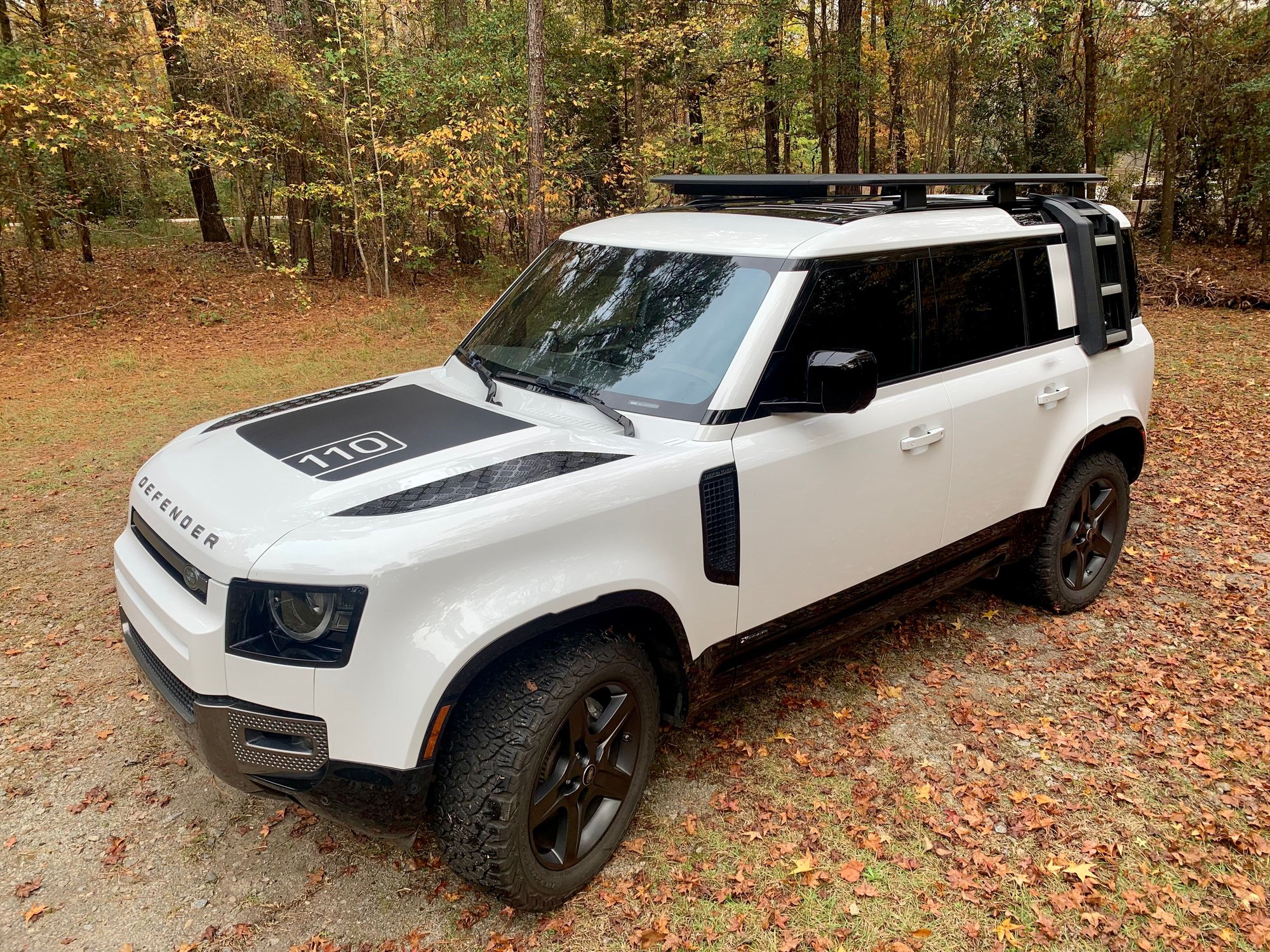2021 Land Rover Defender - 2021 Defender HSE X-Dynamic - Used - VIN SALE37RU2M2042085 - 48,500 Miles - 6 cyl - AWD - SUV - White - Lexington, SC 29072, United States