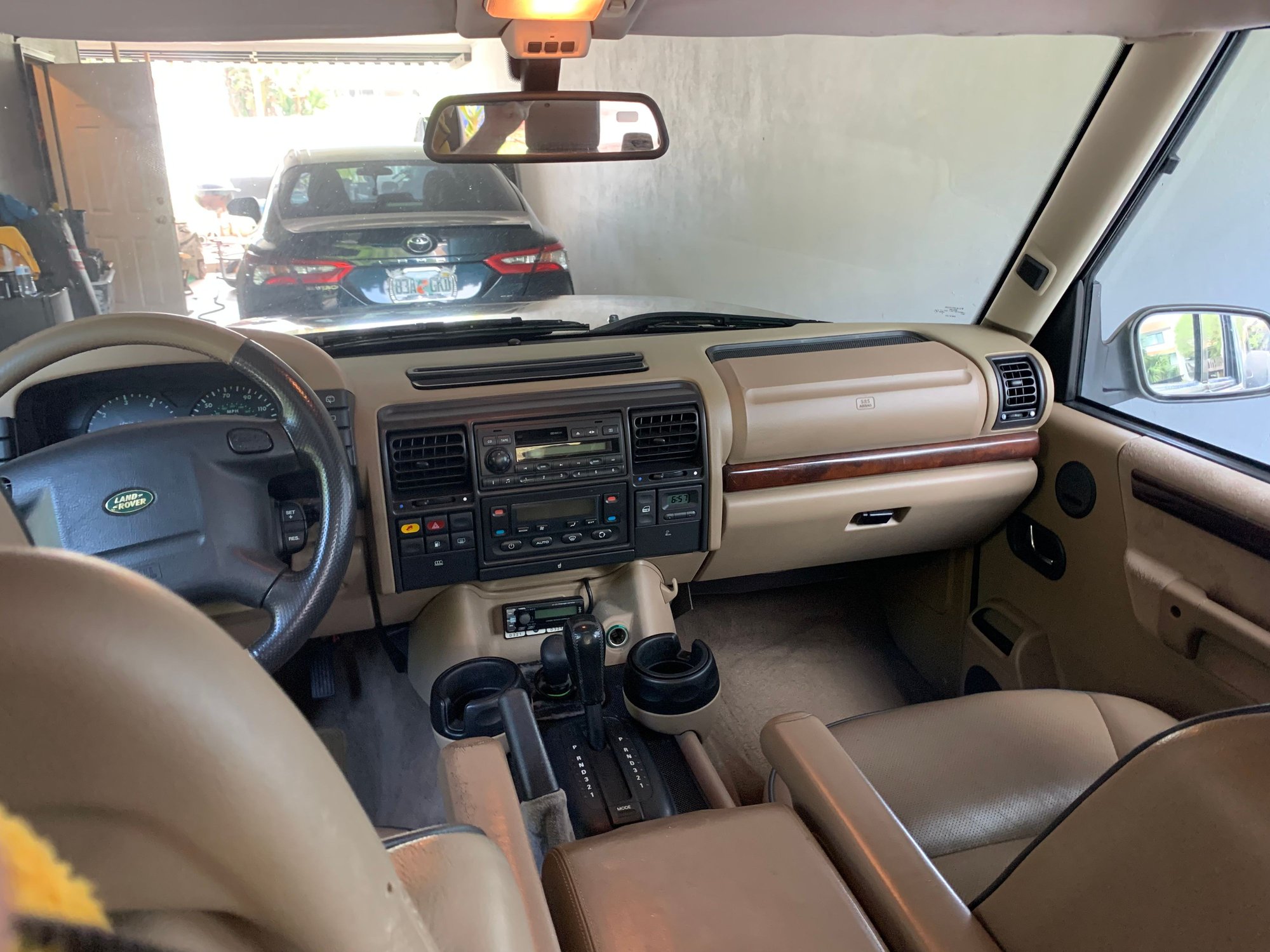 2000 Land Rover Discovery - 2000 Land Rover Discovery II - Used - VIN SALTY1240YAX73790 - 168,332 Miles - 8 cyl - AWD - Automatic - SUV - Gray - Bristol, TN 37620, United States