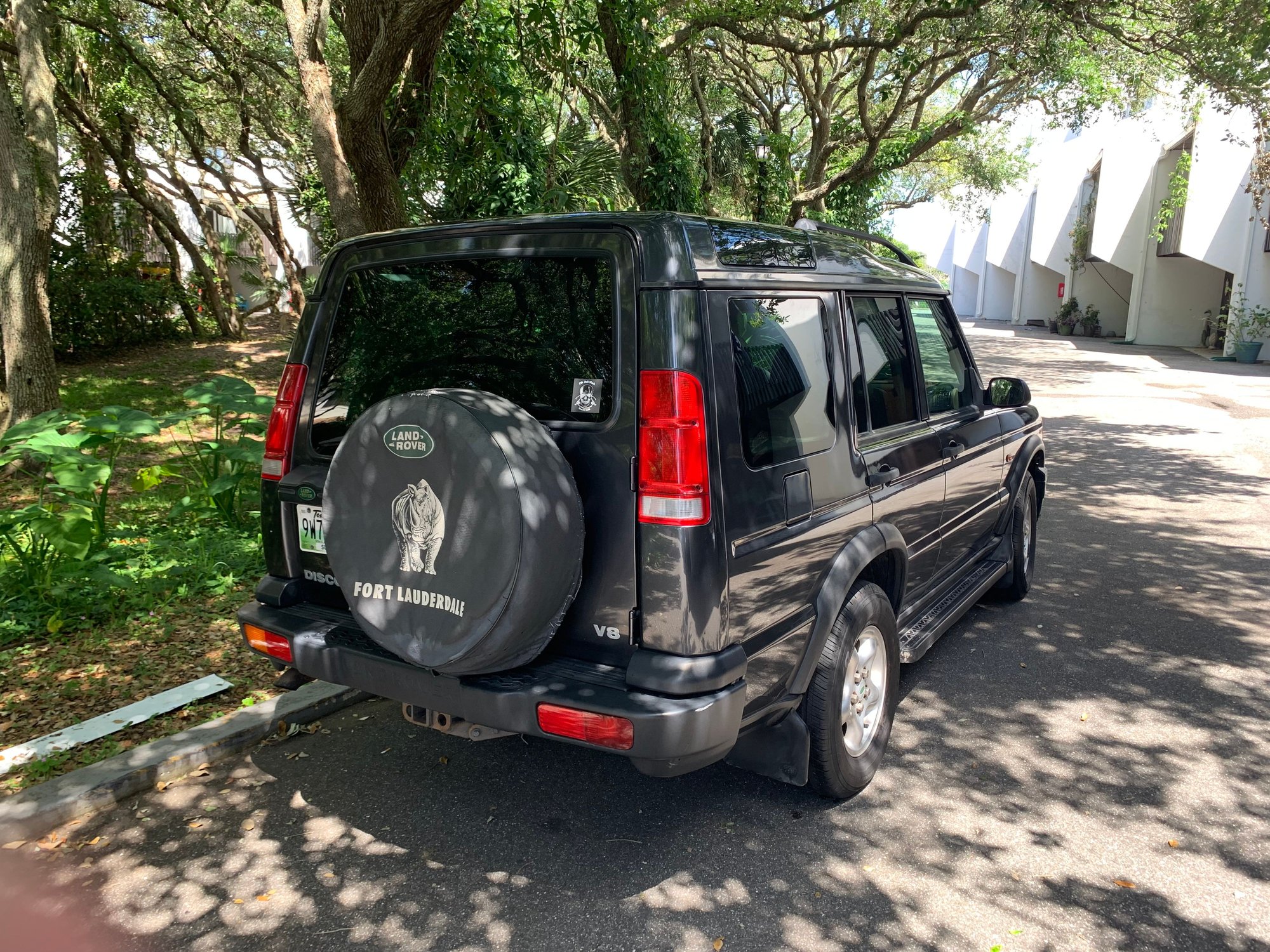 2000 Land Rover Discovery - 2000 Discovery II - Used - VIN SALTY1240YA27379 - 166,327 Miles - 8 cyl - AWD - Automatic - SUV - Gray - St Augustine, FL 32084, United States