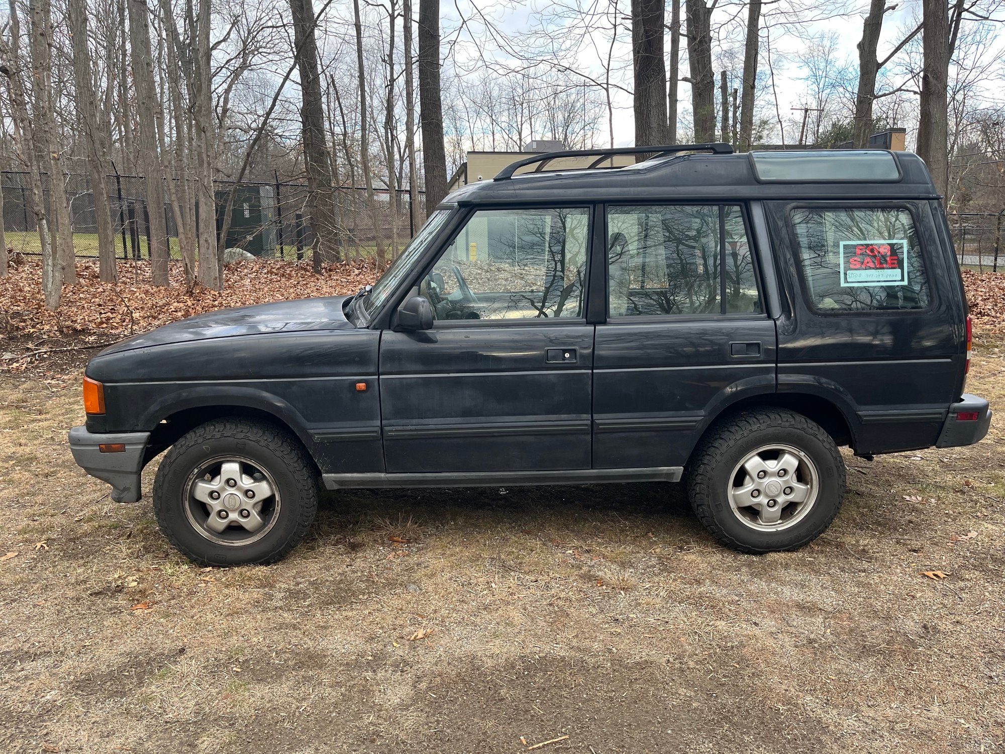 1996 Land Rover Discovery - 1996 D1 w/ 118K miles - Used - VIN SALJY1242TA194413 - 118,500 Miles - 8 cyl - 4WD - Automatic - SUV - Black - Scituate, RI 02831, United States