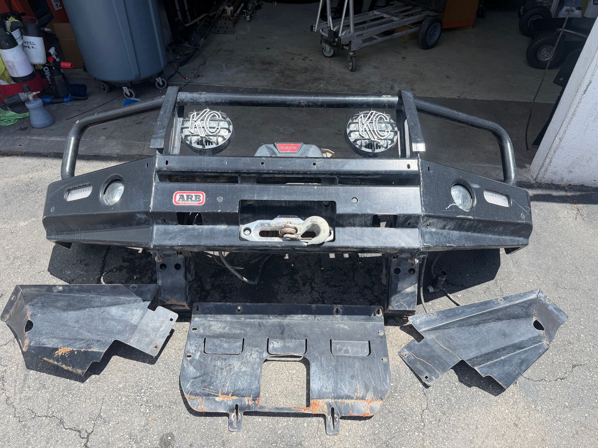 Accessories - ARB Land Rover LR3 LR4 winch bumper with Zeon 12s - Used - -1 to 2027  All Models - Huntington Beach, CA 92649, United States