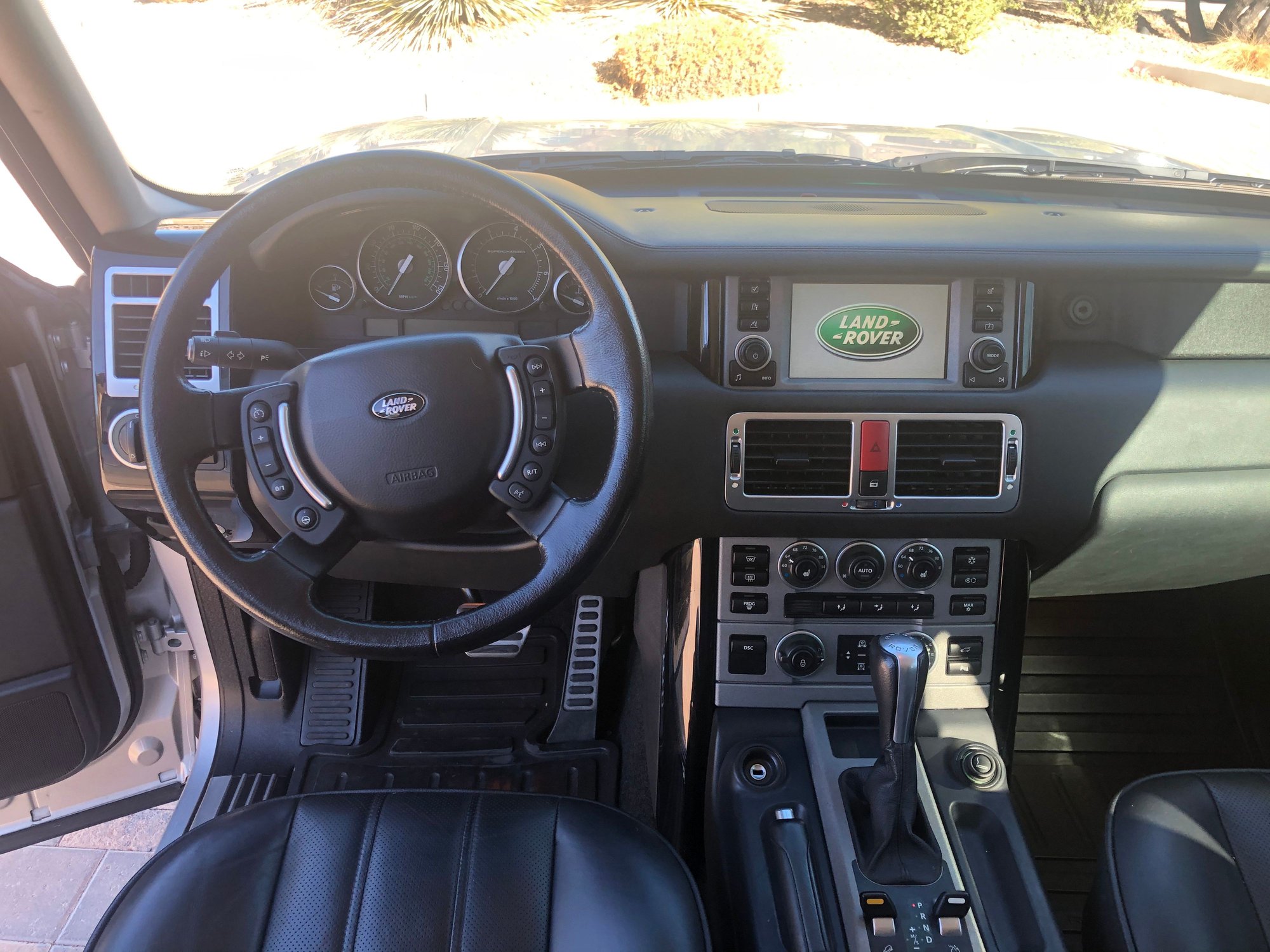 2006 Land Rover Range Rover - SUPER CLEAN 2006 RR Supercharged - Used - VIN 111111111111111 - 80,500 Miles - 8 cyl - 4WD - Automatic - SUV - Silver - Las Vegas, NV 89179, United States