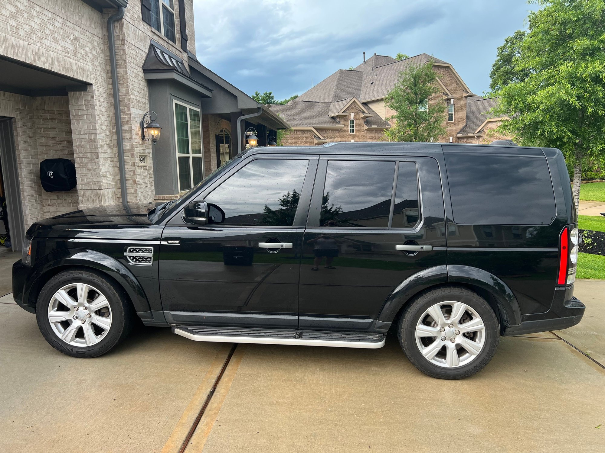 Wheels and Tires/Axles - OEM 2016 LR4 Wheels - 19" - Used - 2016 Land Rover LR4 - Houston, TX 77379, United States