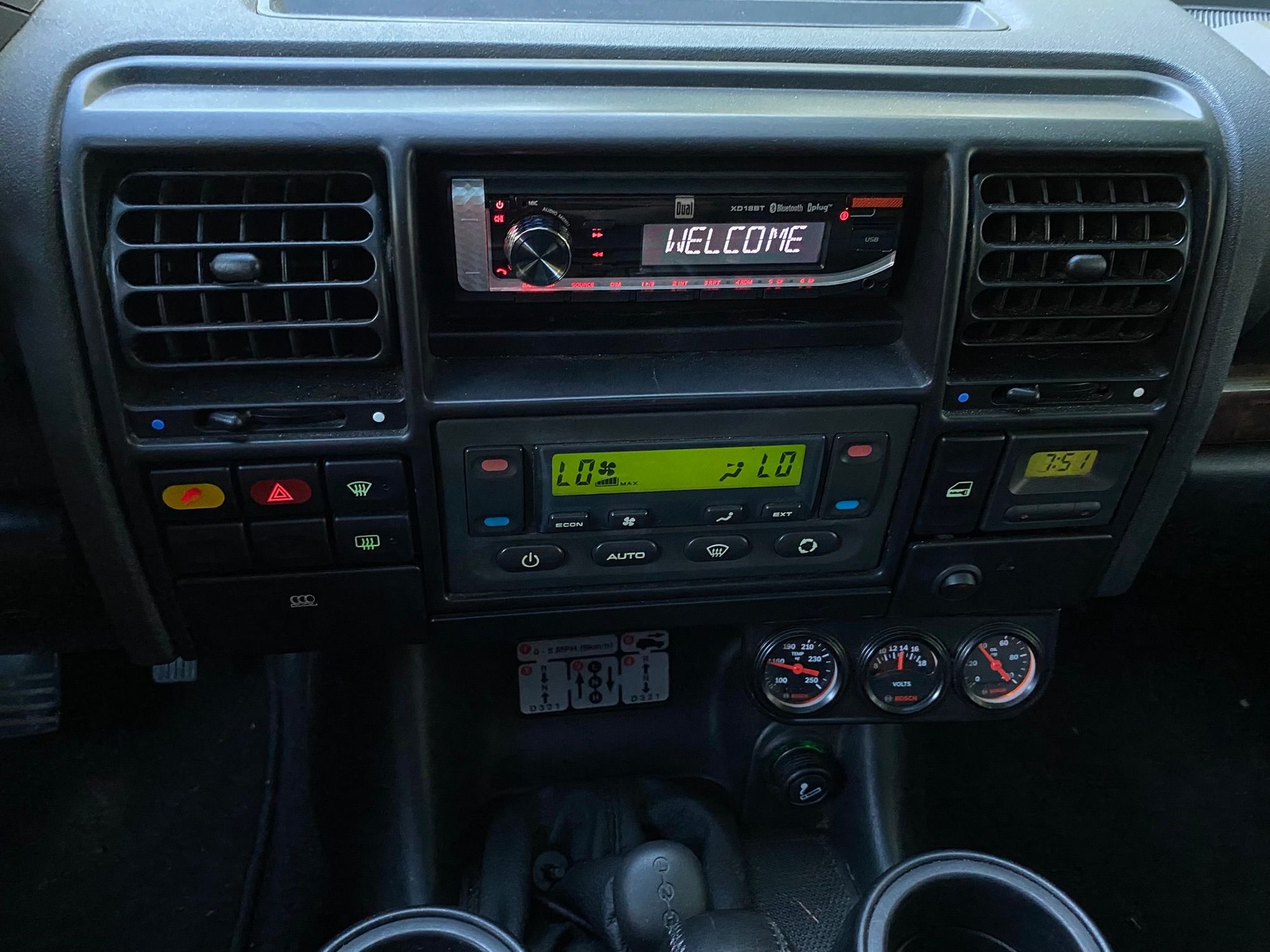 2003 Land Rover Discovery - 2003 LR Discovery 2 SE7 Camper - Used - VIN (will add)....... - 127,600 Miles - 8 cyl - 4WD - Automatic - SUV - Black - New Milford, CT 06776, United States