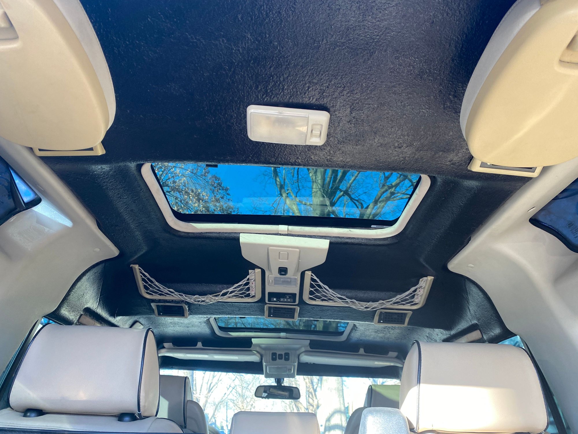 2004 Land Rover Discovery - Great LOOKING 2004 Disco 2... but needs new engine - Used - VIN SLATW19484A832038 - 131,347 Miles - 8 cyl - AWD - Automatic - SUV - Blue - Kansas City, MO 64131, United States
