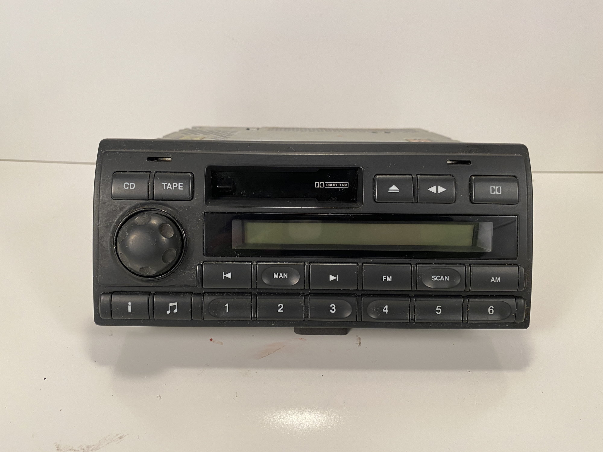 Land Rover Discovery 2 Stock Radio - Land Rover Forums - Land Rover