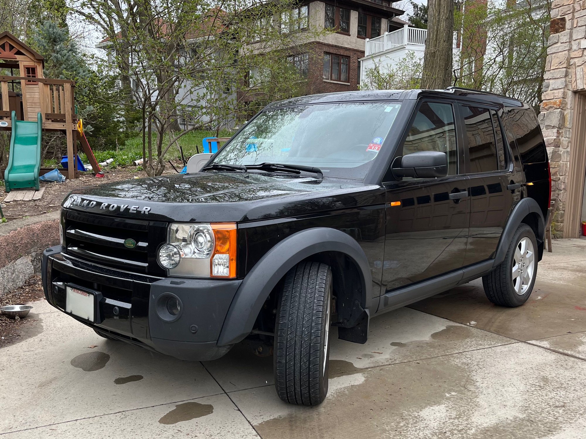 2008 Land Rover LR3 - 2008 LR3 HSE in great mechanical shape - Used - VIN SALAG25418A460581 - 116,000 Miles - 8 cyl - 4WD - Automatic - SUV - Black - Madison, WI 53706, United States