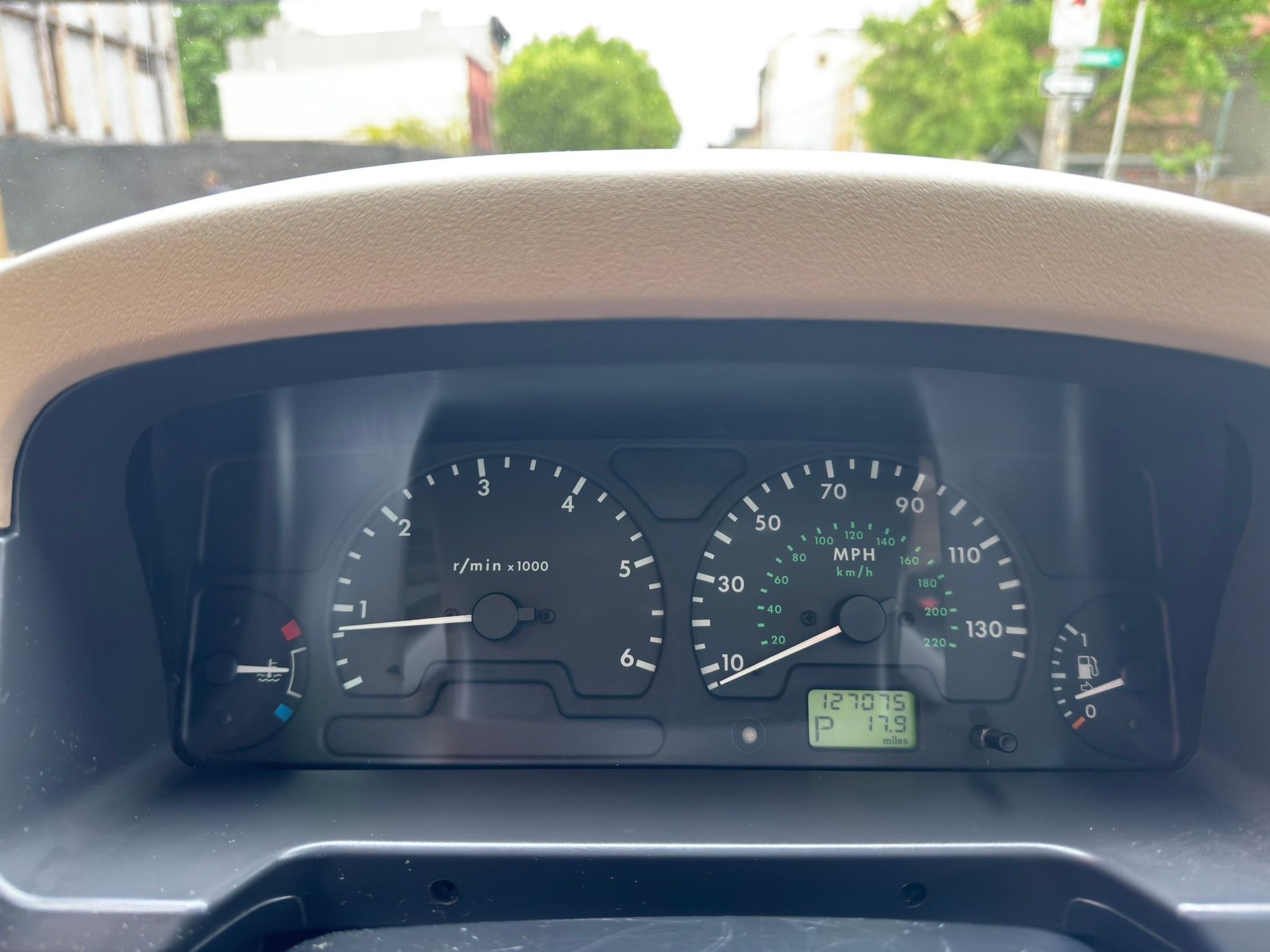 2002 Land Rover Discovery - 2002 Land Rover Discovery 2, well-maintained, upgraded and loved - Used - VIN SALTY12442A751572 - 127,000 Miles - 8 cyl - 4WD - Automatic - SUV - White - Brooklyn, NY 11233, United States