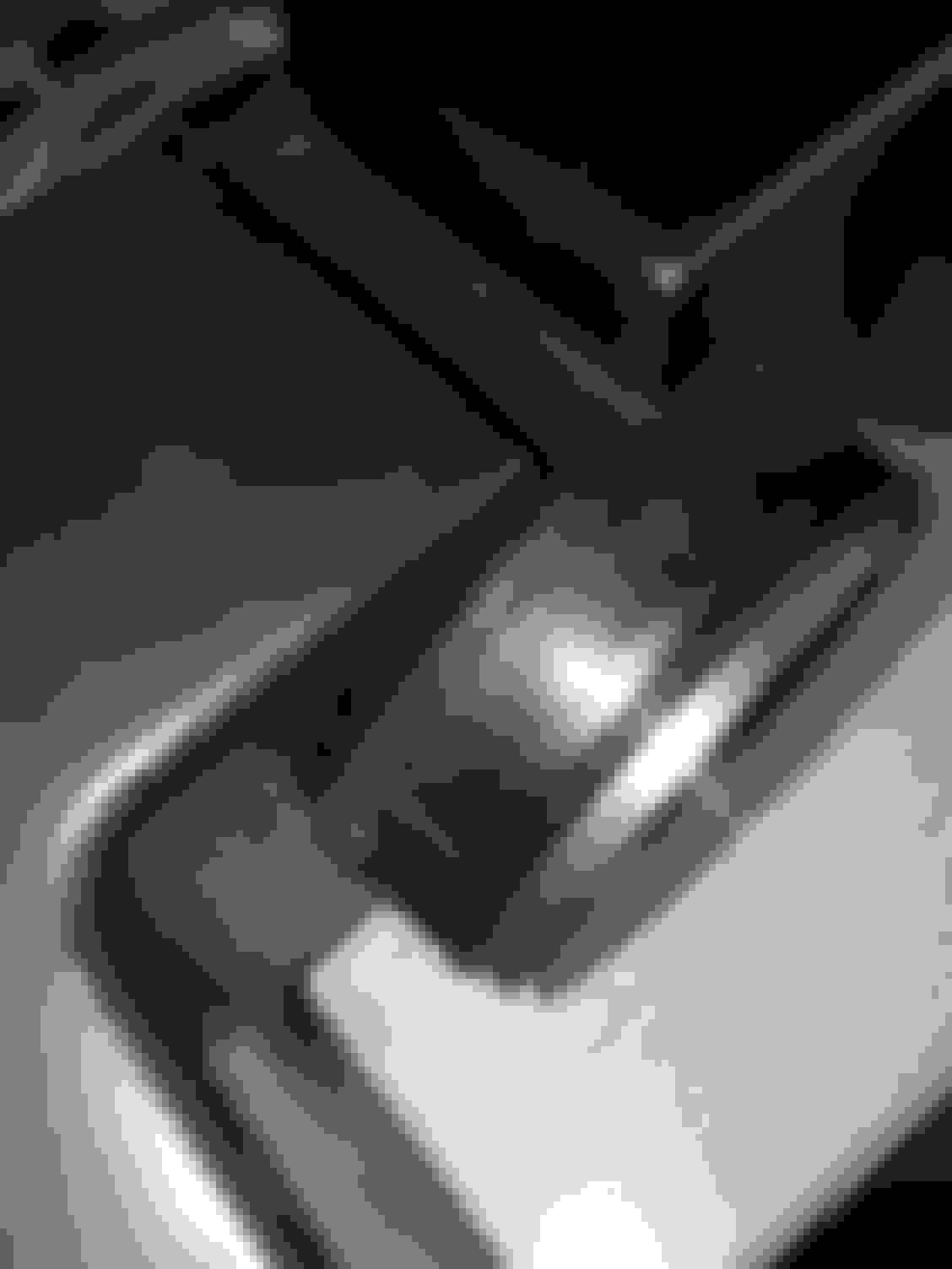 cracked resonator causing bank 1 too lean bank 2 too rich? Land Rover