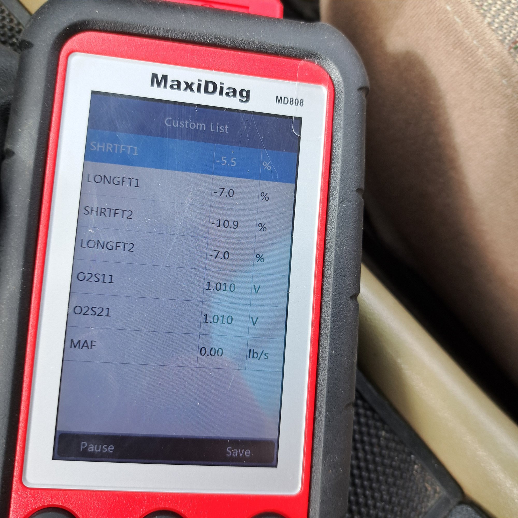 Idling with reader that does not read the air flow