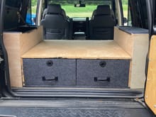Rear drawers and side compartment lids in place