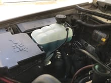 A good performing resovior is key to a Land Rover coolant system.