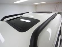 This roof is yearning for a little somethin' somethin'