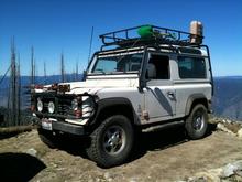 The updated &quot;series&quot; rovers called Defender. This one is a D90. Can you see the resemblance between it and the series II?