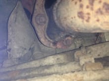 3 bolts holding Y pipe exhaust to manifold