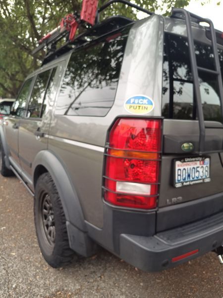 2008 Land Rover LR3 - 2008 Land Rover LR3SE Sport Utility 4D  (165,000 mi.) - Used - VIN SALAE25498A474881 - 165,000 Miles - 8 cyl - 4WD - Automatic - Truck - Gray - Seattle, WA 98103, United States