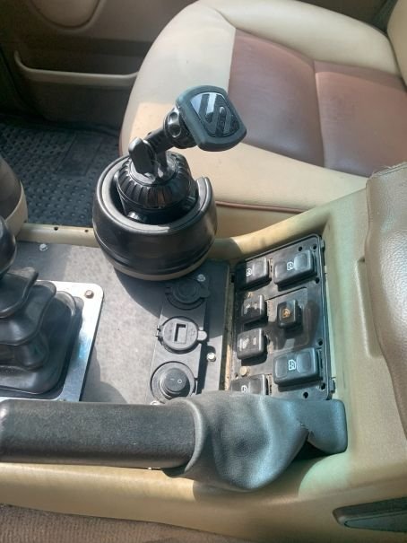 1998 Land Rover Discovery - 1998 Disco 1 NAV 300tdi manual - Used - VIN saljy1245wa777207 - 204,400 Miles - 4 cyl - 4WD - Manual - SUV - Gold - Silver Spring, MD 20901, United States