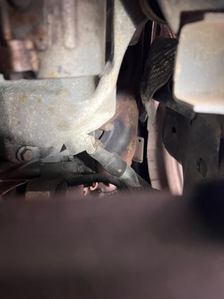 Chassis ground LR3