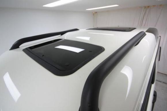 This roof is yearning for a little somethin' somethin'