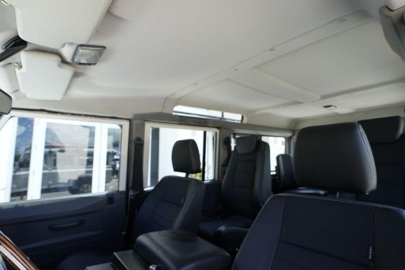 1995 Land Rover Defender 90 - 1995 land rover defender 110 - Used - VIN SALLDHM68MA968960 - 151,788 Miles - 4 cyl - 4WD - Manual - Wagon - White - Delray Beach, FL 33483, United States