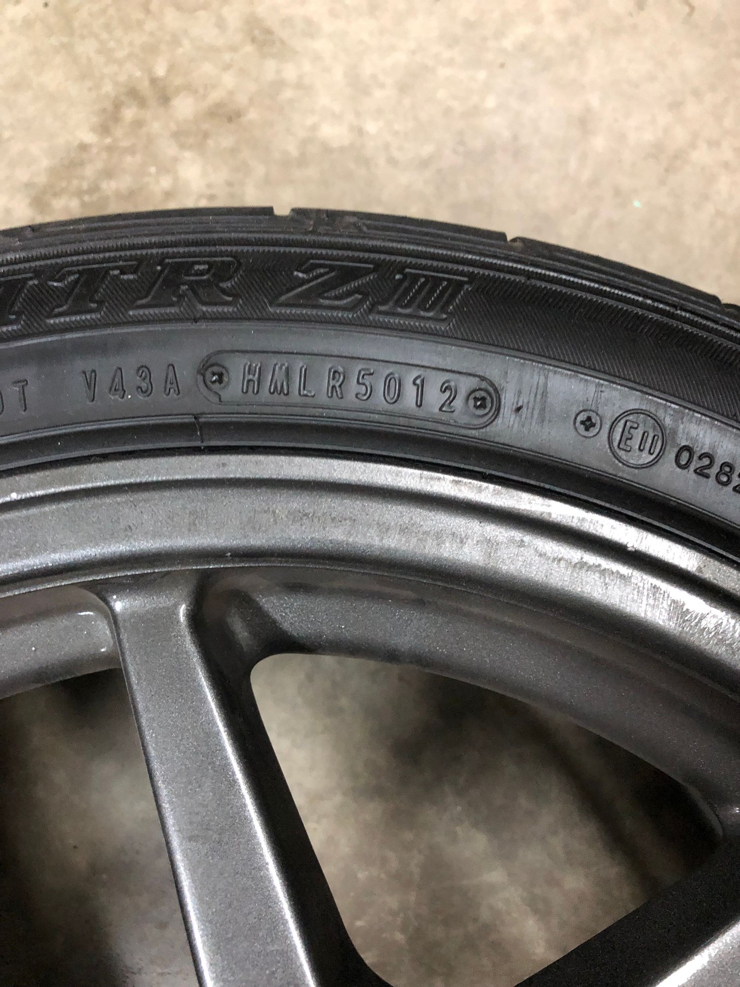  - 2 C5z06 wheels and tires 18"x9.5" 255/40/18 - Hopewell, NY 12533, United States