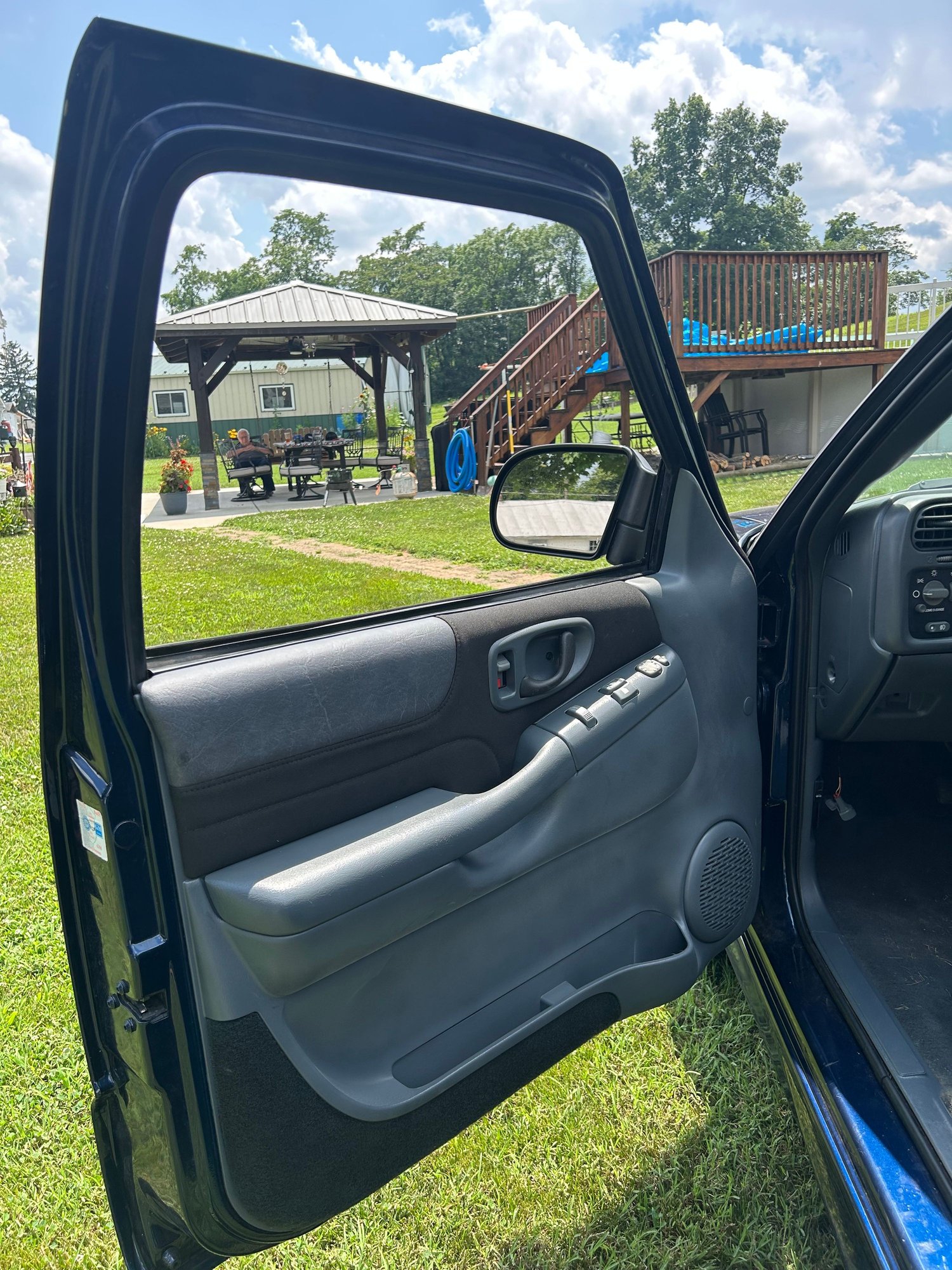 2003 Chevrolet Blazer - 2003 Chevy s10 Blazer Xtreme - Used - Thurmont, MD 21788, United States