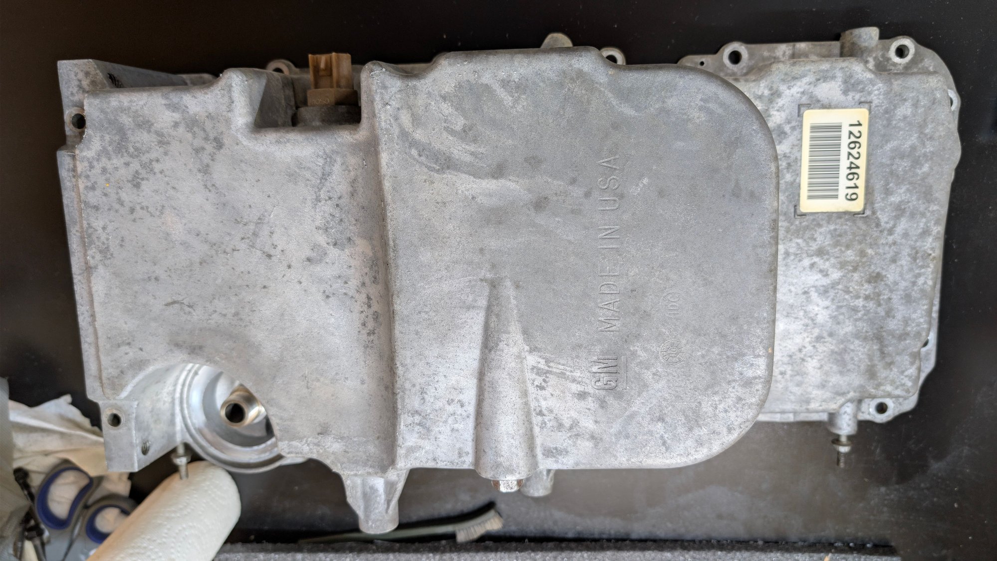 Engine - Internals - LS3 oil pan from 2011 Camaro SS - Used - 2011 to 2015 Chevrolet Camaro - Waynesboro, MS 39362, United States