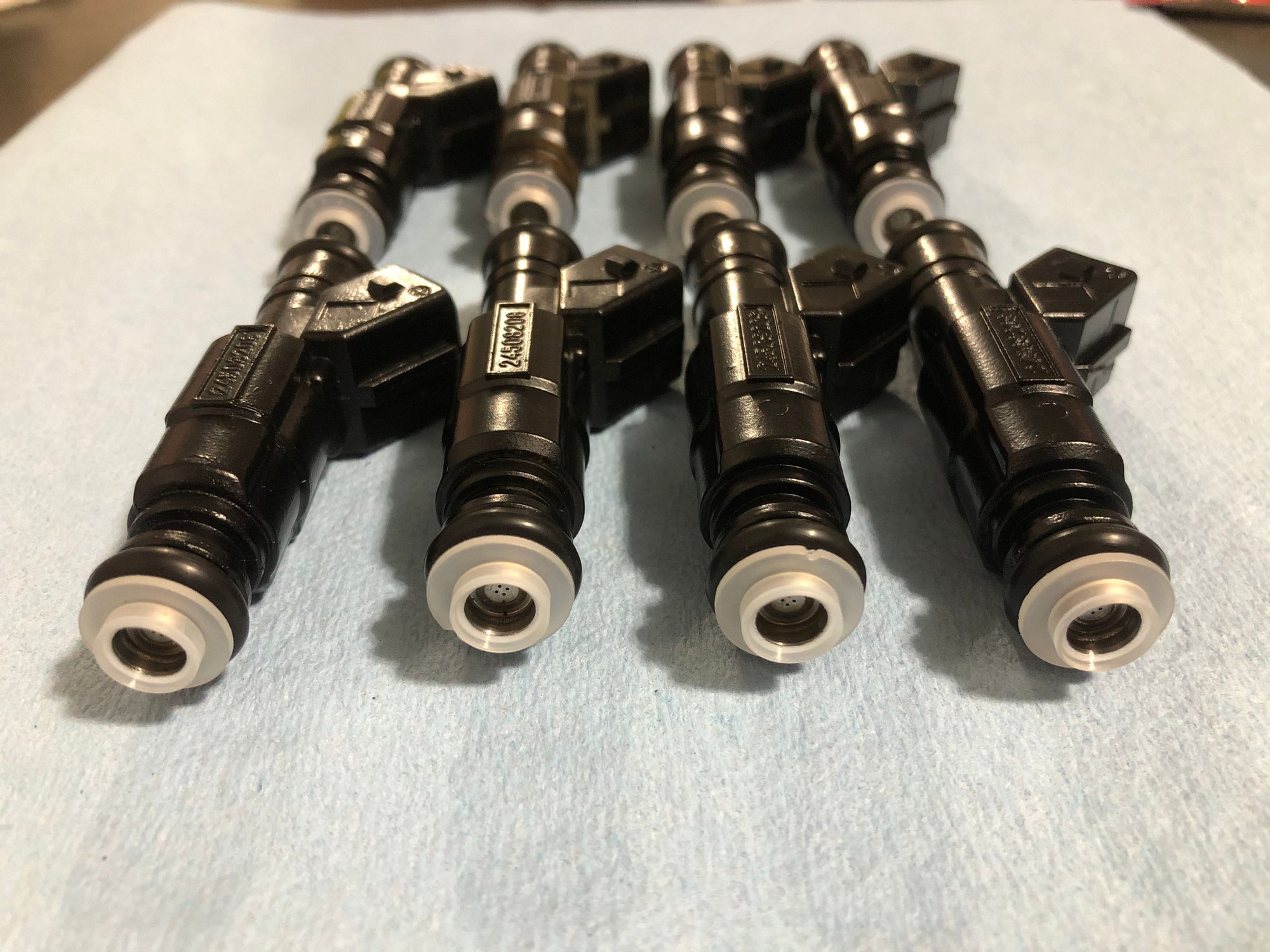  - GM White Bosch 36lb Injectors(painted) - Harlingen, TX 78550, United States