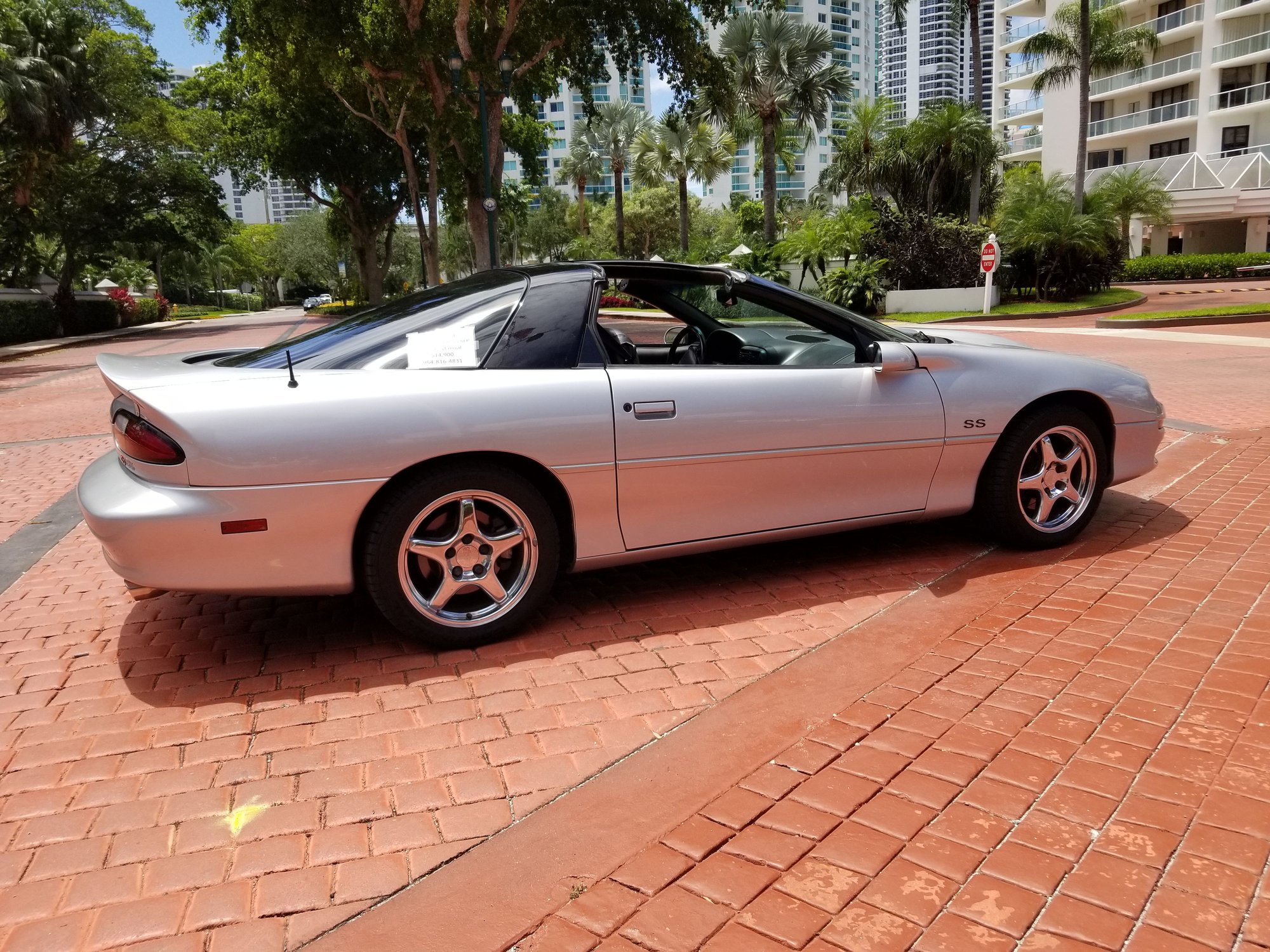 2000 Chevrolet Camaro - 2000 camaro SS SLP, LS1 engine, 6 spd Manual, Excellent Condition - Used - VIN 2G1FP22G4Y2130653 - 76,000 Miles - 8 cyl - 2WD - Manual - Hatchback - Silver - Miami, FL 33179, United States
