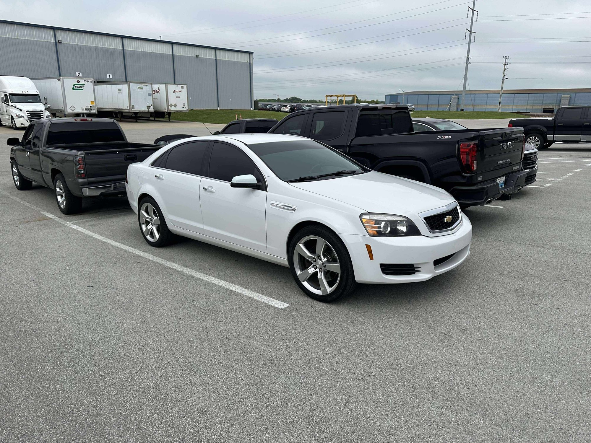 2014 Chevrolet Caprice - 2014 caprice ppv - Used - VIN 6g3ns5r24el982285 - 145,000 Miles - 8 cyl - 2WD - Automatic - Sedan - White - Owensboro, KY 42301, United States