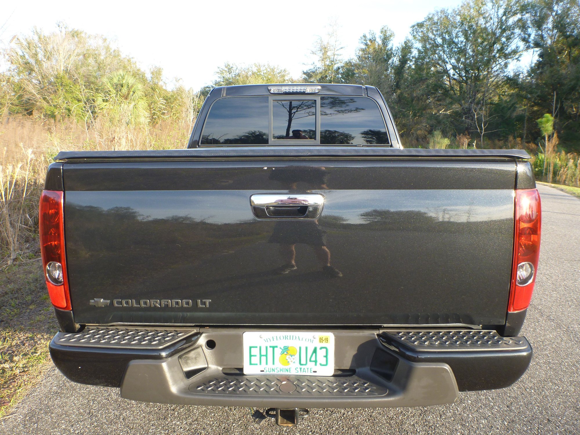 2009 Chevrolet Colorado - FL 2009 Colorado V8 2wd Ext cab - Used - VIN 1GCCS19L598124824 - 68,074 Miles - 8 cyl - 2WD - Automatic - Truck - Black - Tampa, FL 33647, United States