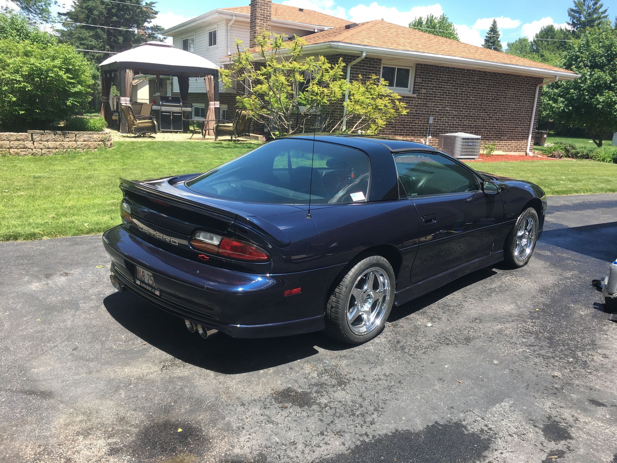 2000 Chevrolet Camaro - 2000 Camaro z28 6-speed - Used - VIN 2g1fp22g3y2177219 - 8 cyl - 2WD - Manual - Coupe - Blue - Lincolnshire, IL 60069, United States