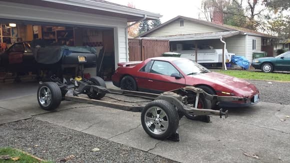 The El Camino left the garage!!!  Well sort of ;-)

Plus the frame looks huge next to the Fiero.