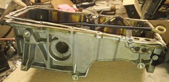 LM4 oil pan side.