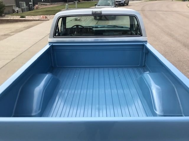 1986 Chevrolet C10 - 1986 Chevy C-10 Silverado - Used - VIN 1GCEC14H5GJ143386 - 1,000 Miles - 8 cyl - 2WD - Manual - Truck - Blue - Sturgis, SD 57785, United States