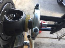 Pulling the Diff Bearings