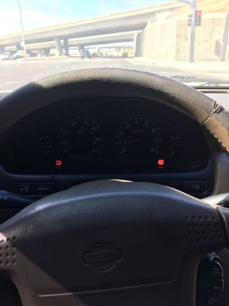 This is what i was talking about. Just driving and u see the battery light on and brake light. This was a bad alternator 