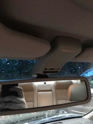 i30 Auto-Dimming Mirror