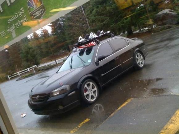 The new winter look. G35 17's and 215/50/17 hakkapplitta studded snow tires.