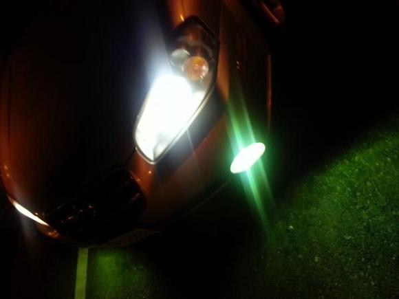Fog light mod didn't have to aim the bulb inside. No glare I can see perfectly. I live in jersey we just had snow and rain I could see perfectly