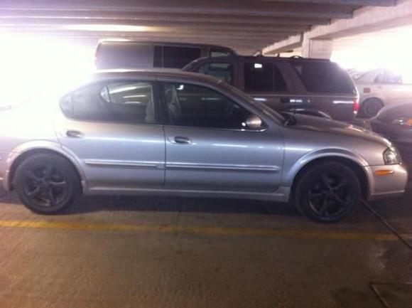 Nissan maxima 2002 plasti dip rims