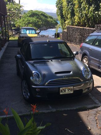 My damnear new Mini Cooper S ʻvert. 2006, 15,008 miles!