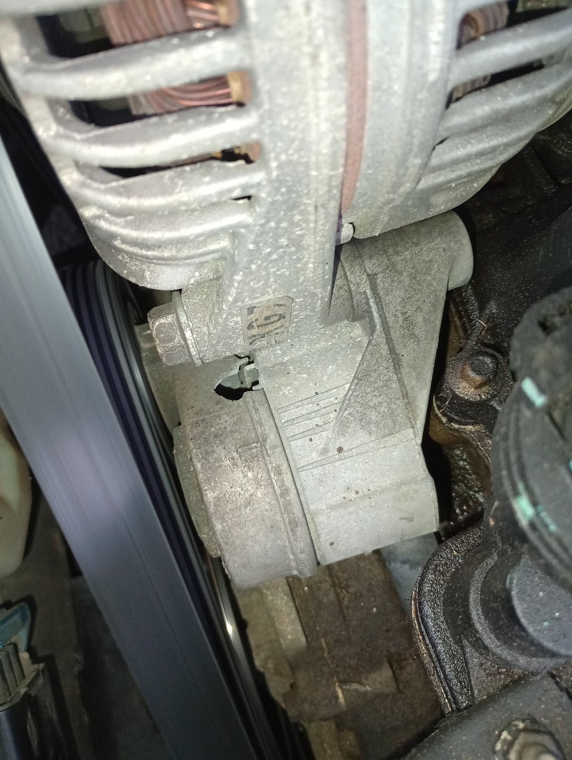                              ^ Why would this happen? and I did drive it home from work like this had to. But no issues just a wind up car whining noise slightly 