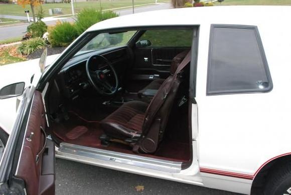 Driver door Inside view